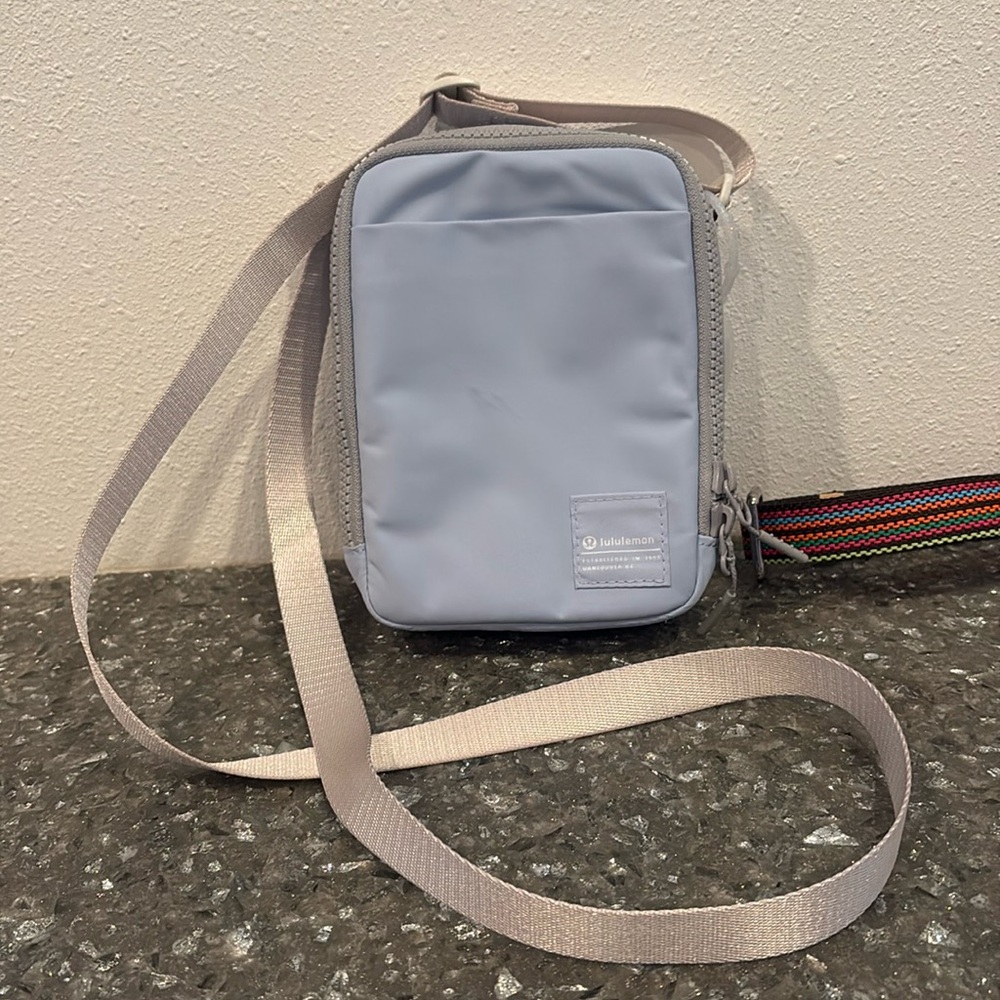 Lululemon crossbody
